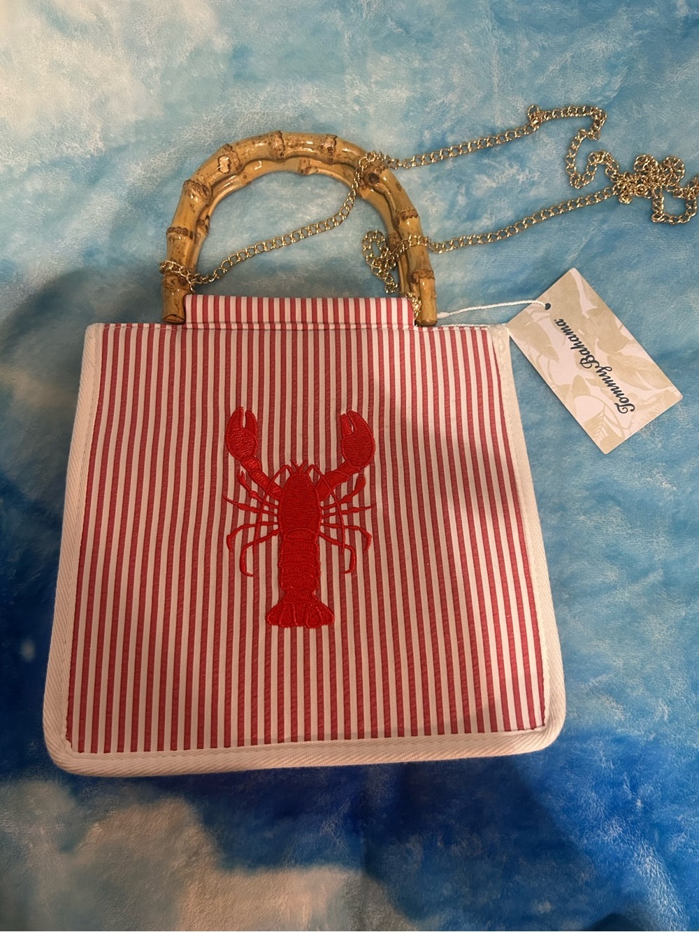 New with tags Tommy Bahama handbag featuring red and white stripes, embroidered - Picture 3 of 6